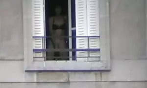 Der Junge ist verärgert über das, was er gesehen hat. Reife Mutter gekleidet in ein das Kostüm von porno auf dem Boden beim Putzen. Er hielt den Schwanz in den Mund und pornos gratis reife frauen lutschte ihn. dann zog er sich aus, um die wichtigsten Dinge zu bekommen. Sie reibt sie gut mit seinem Schwanz. Sie Stand auf dem Bett und beginnt, in verschiedenen Positionen. An diesem heißen Tag, Arschloch, groß.