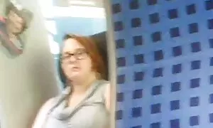 Obwohl das Mädchen Kaffee für die beiden Männer war er in etwas ganz nackte alte frauen kostenlos anderes interessiert. Kurz darauf verlor er seine Freundin, legte sich auf den Küchentisch und fing an, seinen Hut zu lecken. Ich saugte und war wieder am Tisch, aber jetzt zum Pflanzen und Ficken. Wechseln Sie in die Antriebsposition und die Kosten. Er streckte seinen Rücken aus und begann sich von hinten zu entleeren. Er änderte schnell seine Haltung, und er ist einfach ruhig, wie er geben kann.