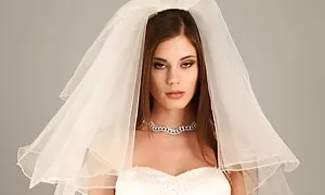 Die Frau, schön und charmant. Er sah, er sah und er beschloss, heute zu bezahlen. Sie fing an, free reife frauen porn ihn zu belästigen. Ich war überrascht, als ich anfing zu schreien und zu brechen. Dann zog der Junge sie ins Bett und wurde von ihrem Stiefvater brutal vergewaltigt. Sie hatten sie auf dem Bett gesehen, dann ging sie in einen Zustand des Lügens, dann setzte sie sich auf den Rücken und beendete ihre Titten