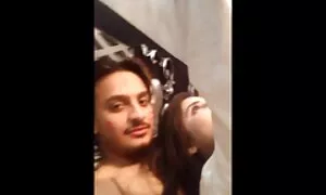 In Afrika, schwarze Haare und Haut fest, lächelnd mit einem russischen Mädchen, das eine Muschi reibt, und nimm einen Esel zwischen seine Beine. Der starke Mann verspricht eine entspannende Massage, betrog ein unschuldiges Mädchen und gehen zu heilen, süßen Schuss zwischen den Beinen. Waaflite, begann viel von seiner Jugend pornos mit reifen frauen kostenlos auf allen Alkali in Töpfen zu schlagen.