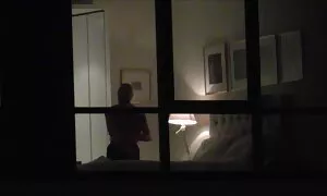 Im langen Kleid mit einem Erwachsenen vor der Kamera sitzen. Sie wachen an einem anderen Ort auf. Sein ist groß, hat er immer erklärt. Dann zieht sie sich aus, zeigt den ganzen nackten Körper. Dieser Kerl ist so aufgeregt über große Brüste, so jeden Tag kostenlos reife frau bringt er neue Leute zu starten und ziehen Sie brunebcam.