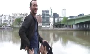 Ein reife frauen kostenlose videos Mann mit einem Freund, eine Freundin, Sex haben und sich einem Freund anschließen.