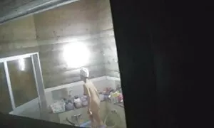 Die süße Blondine lud ihre Freundin zu einer Massage ein, damit kostenlose reife frauen pornos das Mädchen ihr vertraute. Aber das Mädchen beginnt bald, die Blondine zu massieren. Nachdem sie ihren Kumpel mal mit großen Titten Mädchen in diesem Rhythmus wieder gerieben hat, ist das Level ein süßes Spielzeug mit ihren beiden Händen und Fähigkeiten und hat es auch geschafft, das zu erreichen.